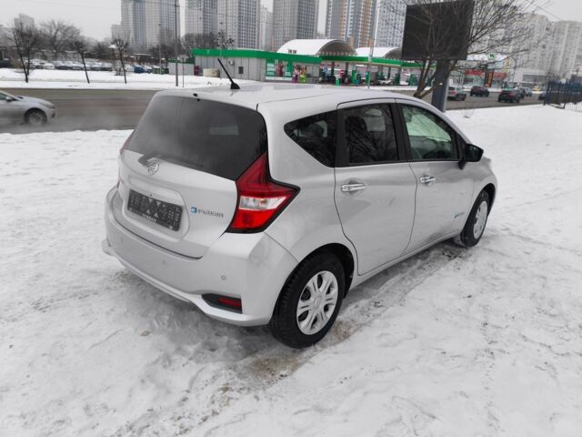 Серый Ниссан Ноут, объемом двигателя 1.2 л и пробегом 67 тыс. км за 11900 $, фото 2 на Automoto.ua