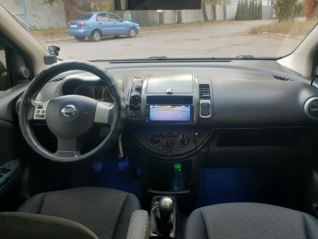 Серый Ниссан Ноут, объемом двигателя 1.5 л и пробегом 195 тыс. км за 5500 $, фото 6 на Automoto.ua
