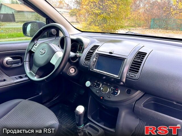 Серый Ниссан Ноут, объемом двигателя 1.4 л и пробегом 209 тыс. км за 5000 $, фото 11 на Automoto.ua