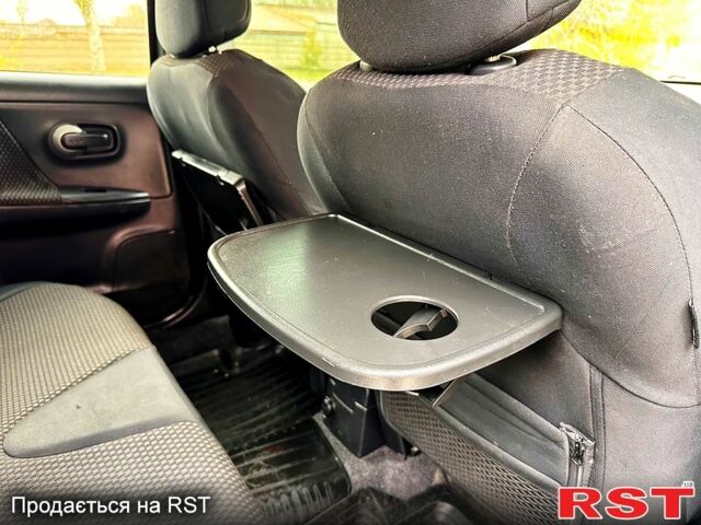 Серый Ниссан Ноут, объемом двигателя 1.4 л и пробегом 209 тыс. км за 5000 $, фото 13 на Automoto.ua