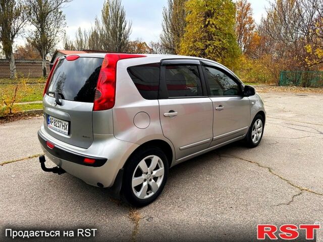 Серый Ниссан Ноут, объемом двигателя 1.4 л и пробегом 209 тыс. км за 5000 $, фото 3 на Automoto.ua