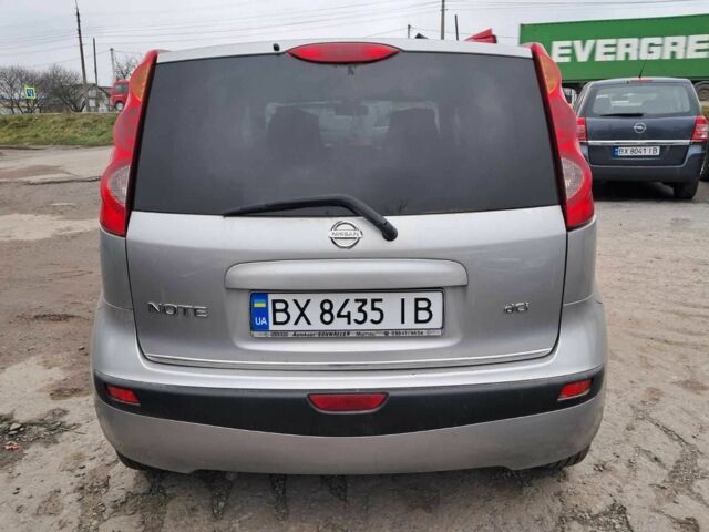 Серый Ниссан Ноут, объемом двигателя 1.5 л и пробегом 197 тыс. км за 4900 $, фото 4 на Automoto.ua