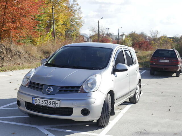Серый Ниссан Ноут, объемом двигателя 1.4 л и пробегом 158 тыс. км за 5399 $, фото 2 на Automoto.ua