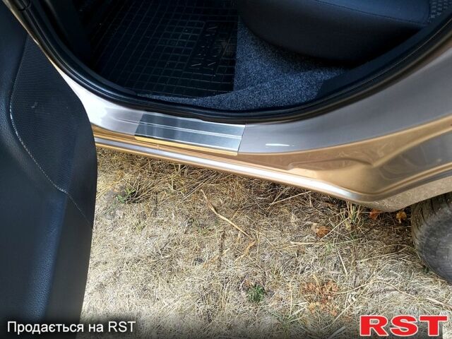 Серый Ниссан Ноут, объемом двигателя 1.4 л и пробегом 0 тыс. км за 5200 $, фото 4 на Automoto.ua