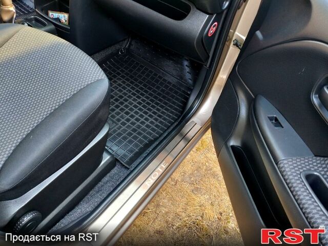 Серый Ниссан Ноут, объемом двигателя 1.4 л и пробегом 0 тыс. км за 5200 $, фото 11 на Automoto.ua