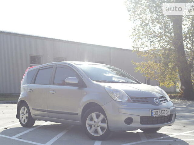 Серый Ниссан Ноут, объемом двигателя 1.4 л и пробегом 158 тыс. км за 5399 $, фото 4 на Automoto.ua