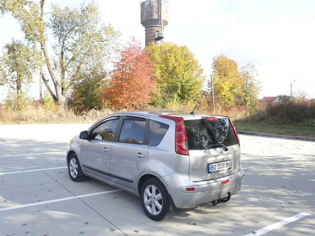 Серый Ниссан Ноут, объемом двигателя 1.4 л и пробегом 158 тыс. км за 5399 $, фото 1 на Automoto.ua