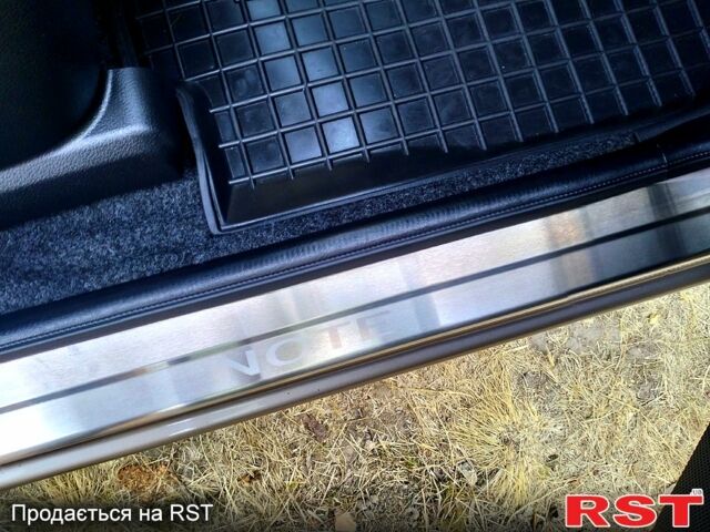 Серый Ниссан Ноут, объемом двигателя 1.4 л и пробегом 0 тыс. км за 5200 $, фото 10 на Automoto.ua
