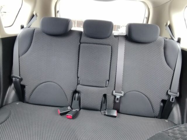 Сірий Ніссан Ноут, об'ємом двигуна 1.4 л та пробігом 231 тис. км за 5500 $, фото 12 на Automoto.ua