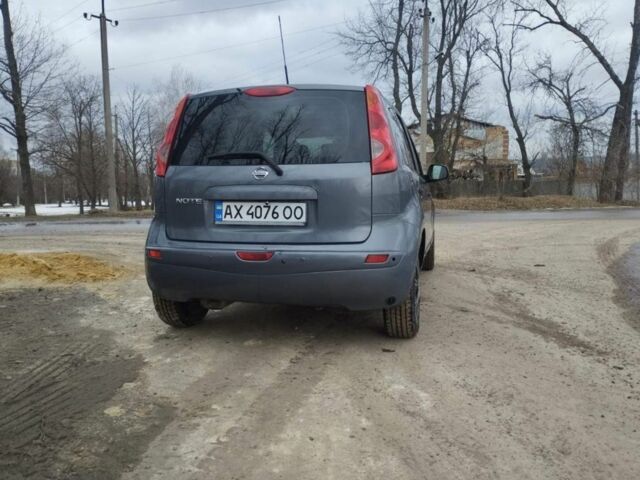 Сірий Ніссан Ноут, об'ємом двигуна 1.4 л та пробігом 215 тис. км за 4704 $, фото 2 на Automoto.ua