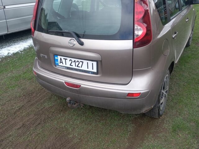 Серый Ниссан Ноут, объемом двигателя 1.4 л и пробегом 250 тыс. км за 5800 $, фото 2 на Automoto.ua
