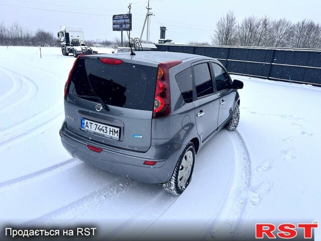Сірий Ніссан Ноут, об'ємом двигуна 1.4 л та пробігом 24900 тис. км за 5200 $, фото 2 на Automoto.ua