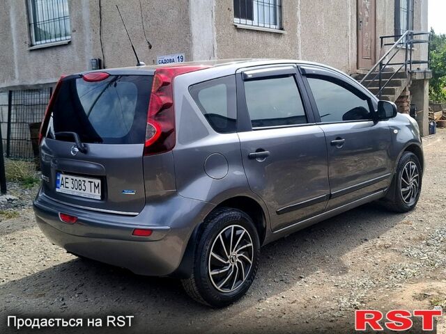 Сірий Ніссан Ноут, об'ємом двигуна 1.4 л та пробігом 27000 тис. км за 6000 $, фото 3 на Automoto.ua