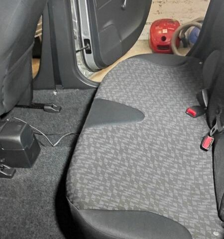 Сірий Ніссан Ноут, об'ємом двигуна 1.5 л та пробігом 173 тис. км за 5800 $, фото 12 на Automoto.ua