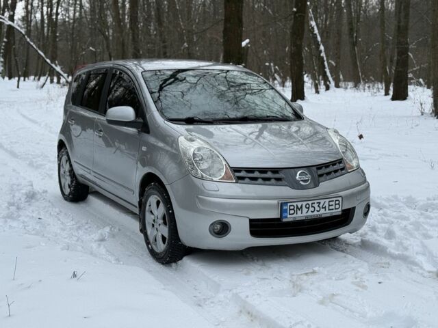 Серый Ниссан Ноут, объемом двигателя 1.6 л и пробегом 188 тыс. км за 6900 $, фото 3 на Automoto.ua