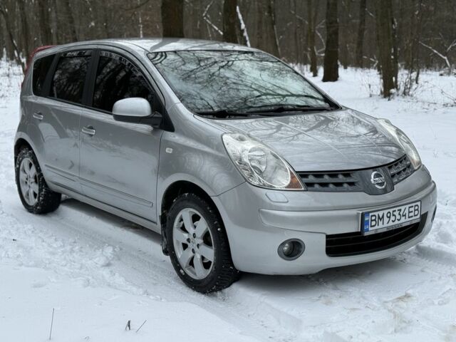 Серый Ниссан Ноут, объемом двигателя 1.6 л и пробегом 188 тыс. км за 6900 $, фото 4 на Automoto.ua