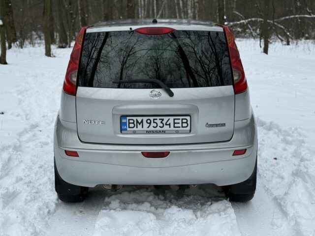 Серый Ниссан Ноут, объемом двигателя 1.6 л и пробегом 188 тыс. км за 6900 $, фото 7 на Automoto.ua