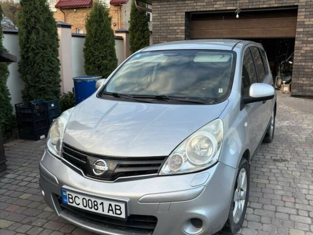 Ниссан Ноут 2011 в Львове на Automoto.ua Серый Ниссан Ноут, объемом двигателя 1.5 л и пробегом 270 тыс. км за 6000 $, фото 2 на Automoto.ua