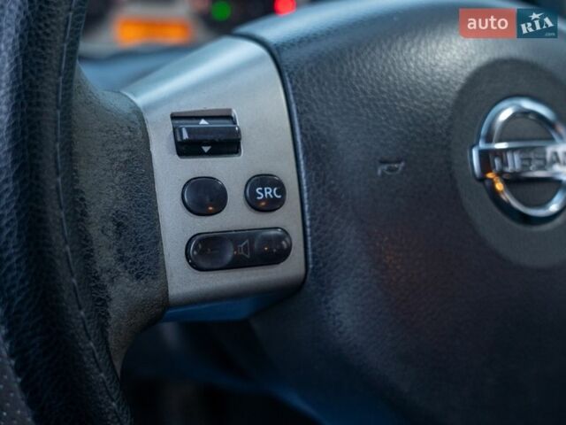 Синій Ніссан Ноут, об'ємом двигуна 1.4 л та пробігом 220 тис. км за 4500 $, фото 13 на Automoto.ua