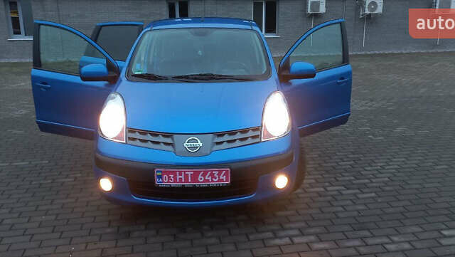 Синій Ніссан Ноут, об'ємом двигуна 1.6 л та пробігом 187 тис. км за 6950 $, фото 5 на Automoto.ua