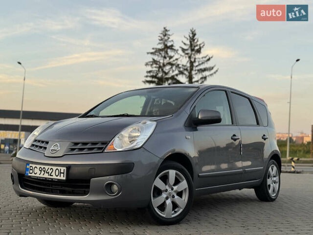 Синий Ниссан Ноут, объемом двигателя 1.6 л и пробегом 228 тыс. км за 5800 $, фото 1 на Automoto.ua