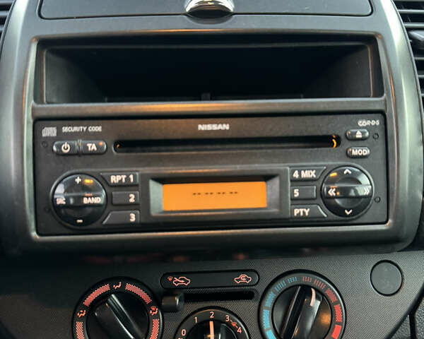 Синий Ниссан Ноут, объемом двигателя 1.6 л и пробегом 183 тыс. км за 6850 $, фото 23 на Automoto.ua