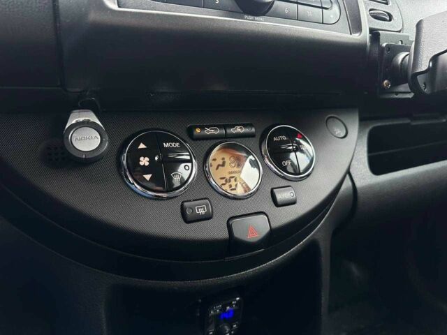 Синій Ніссан Ноут, об'ємом двигуна 0 л та пробігом 196 тис. км за 5990 $, фото 17 на Automoto.ua