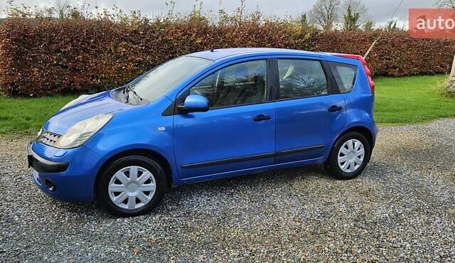 Синий Ниссан Ноут, объемом двигателя 1.4 л и пробегом 290 тыс. км за 4000 $, фото 4 на Automoto.ua