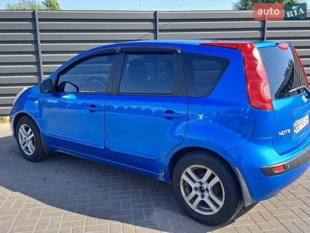 Синій Ніссан Ноут, об'ємом двигуна 1.6 л та пробігом 207 тис. км за 5100 $, фото 4 на Automoto.ua