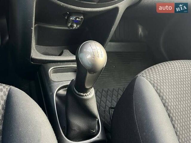 Синий Ниссан Ноут, объемом двигателя 1.6 л и пробегом 196 тыс. км за 6490 $, фото 20 на Automoto.ua