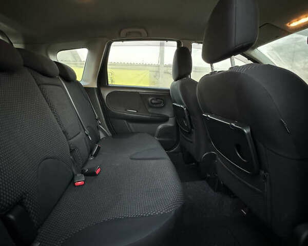 Синий Ниссан Ноут, объемом двигателя 1.6 л и пробегом 183 тыс. км за 6850 $, фото 18 на Automoto.ua