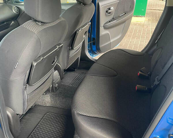 Синій Ніссан Ноут, об'ємом двигуна 1.4 л та пробігом 190 тис. км за 5400 $, фото 9 на Automoto.ua