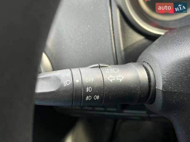 Синий Ниссан Ноут, объемом двигателя 1.6 л и пробегом 196 тыс. км за 6490 $, фото 15 на Automoto.ua