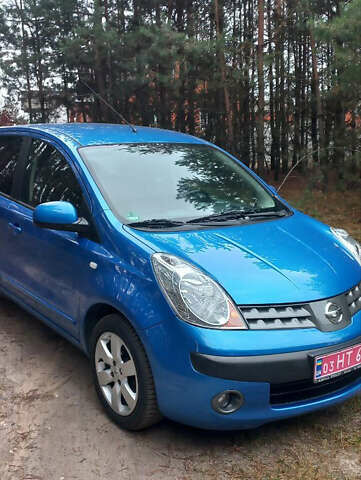 Синий Ниссан Ноут, объемом двигателя 1.6 л и пробегом 187 тыс. км за 6850 $, фото 2 на Automoto.ua