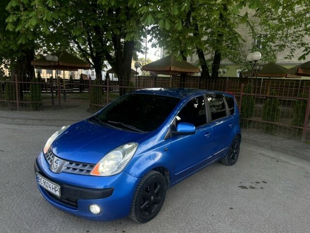 Синий Ниссан Ноут, объемом двигателя 1.4 л и пробегом 360 тыс. км за 3600 $, фото 3 на Automoto.ua