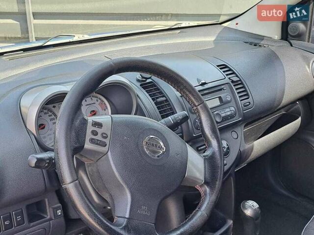 Синий Ниссан Ноут, объемом двигателя 1.6 л и пробегом 207 тыс. км за 5100 $, фото 2 на Automoto.ua