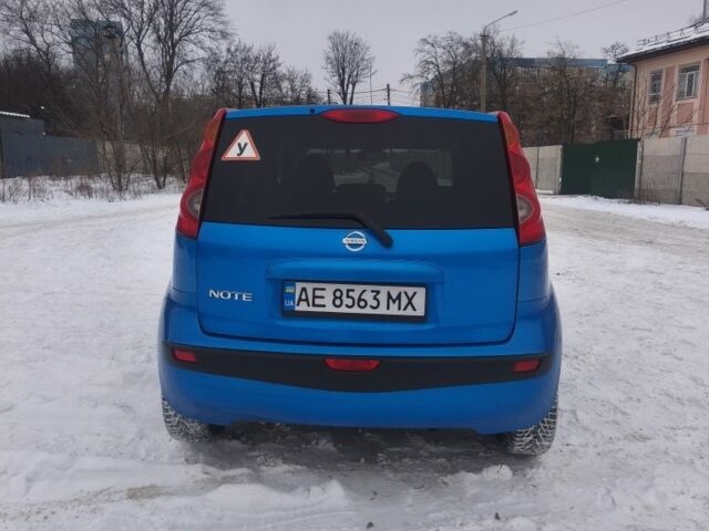 Синий Ниссан Ноут, объемом двигателя 1.6 л и пробегом 172 тыс. км за 6500 $, фото 11 на Automoto.ua