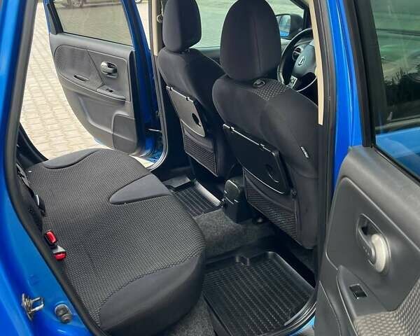 Синий Ниссан Ноут, объемом двигателя 1.46 л и пробегом 370 тыс. км за 5200 $, фото 15 на Automoto.ua