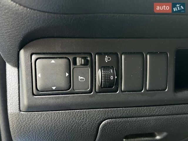 Синий Ниссан Ноут, объемом двигателя 1.6 л и пробегом 196 тыс. км за 6490 $, фото 13 на Automoto.ua