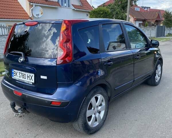 Синій Ніссан Ноут, об'ємом двигуна 1.6 л та пробігом 218 тис. км за 4999 $, фото 13 на Automoto.ua