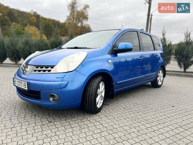 Синий Ниссан Ноут, объемом двигателя 1.6 л и пробегом 200 тыс. км за 6700 $, фото 4 на Automoto.ua