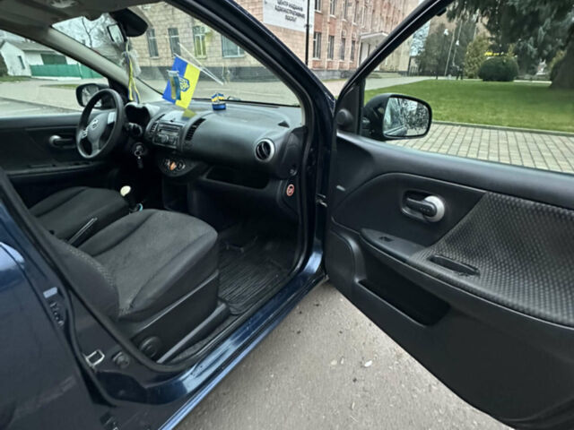 Синий Ниссан Ноут, объемом двигателя 1.46 л и пробегом 287 тыс. км за 5200 $, фото 4 на Automoto.ua