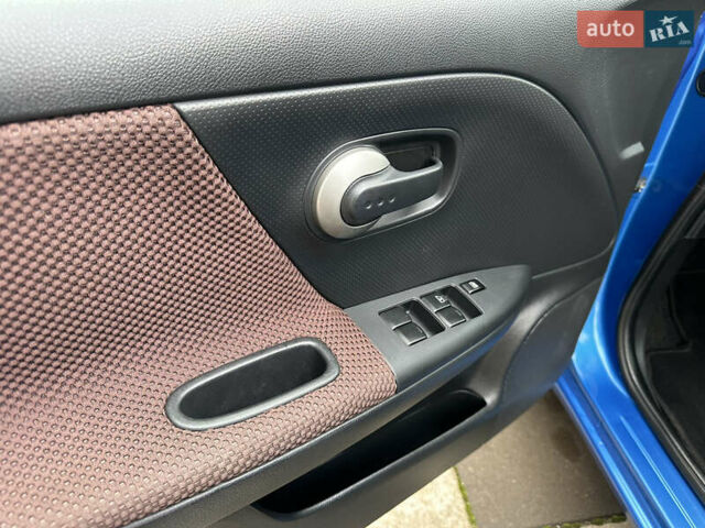 Синий Ниссан Ноут, объемом двигателя 1.6 л и пробегом 115 тыс. км за 7300 $, фото 18 на Automoto.ua