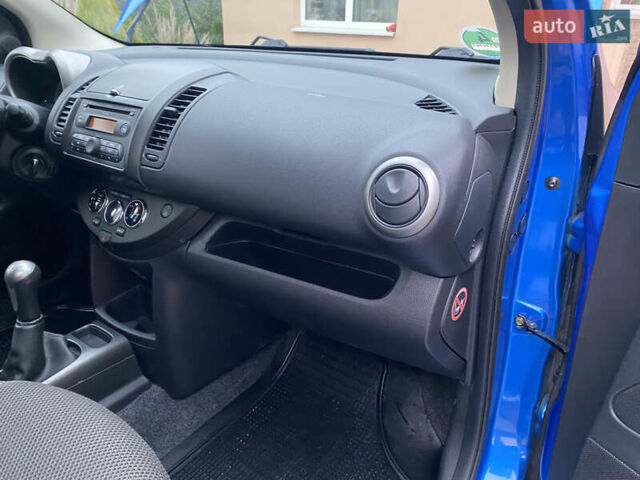 Синий Ниссан Ноут, объемом двигателя 1.6 л и пробегом 170 тыс. км за 5490 $, фото 17 на Automoto.ua