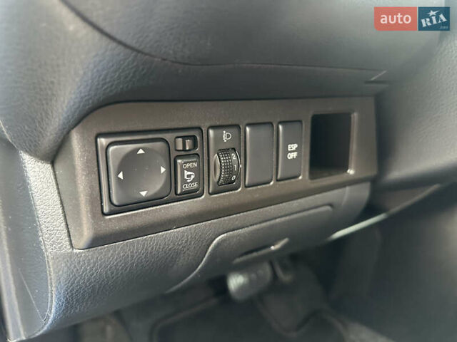 Синий Ниссан Ноут, объемом двигателя 1.6 л и пробегом 115 тыс. км за 7300 $, фото 60 на Automoto.ua