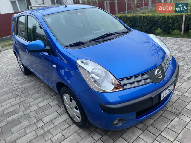 Синий Ниссан Ноут, объемом двигателя 1.6 л и пробегом 150 тыс. км за 6390 $, фото 1 на Automoto.ua