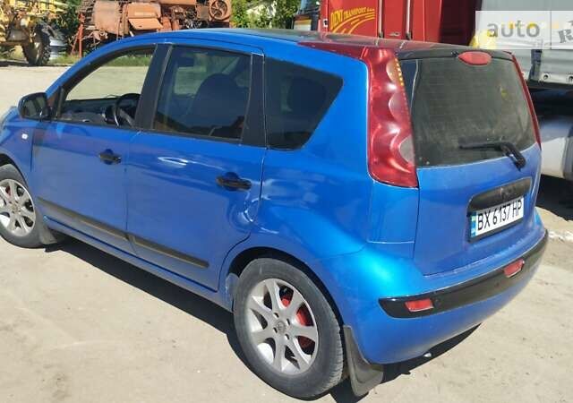 Синий Ниссан Ноут, объемом двигателя 1.6 л и пробегом 152 тыс. км за 5300 $, фото 2 на Automoto.ua