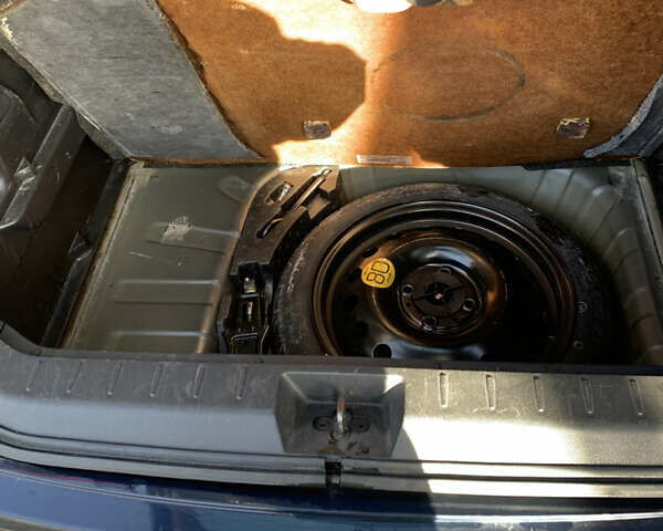 Ніссан Ноут 2007 у Львові на Automoto.ua Синій Ніссан Ноут, об'ємом двигуна 1.6 л та пробігом 203 тис. км за 5999 $, фото 17 на Automoto.ua