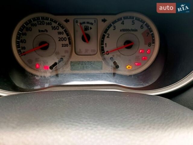 Синій Ніссан Ноут, об'ємом двигуна 1.6 л та пробігом 220 тис. км за 6600 $, фото 19 на Automoto.ua