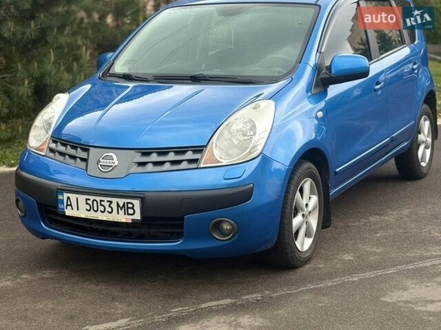 Синий Ниссан Ноут, объемом двигателя 1.6 л и пробегом 177 тыс. км за 5999 $, фото 1 на Automoto.ua